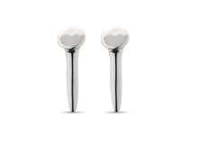 Uno de 50 Silver-Plated Nail Shaped Earrings